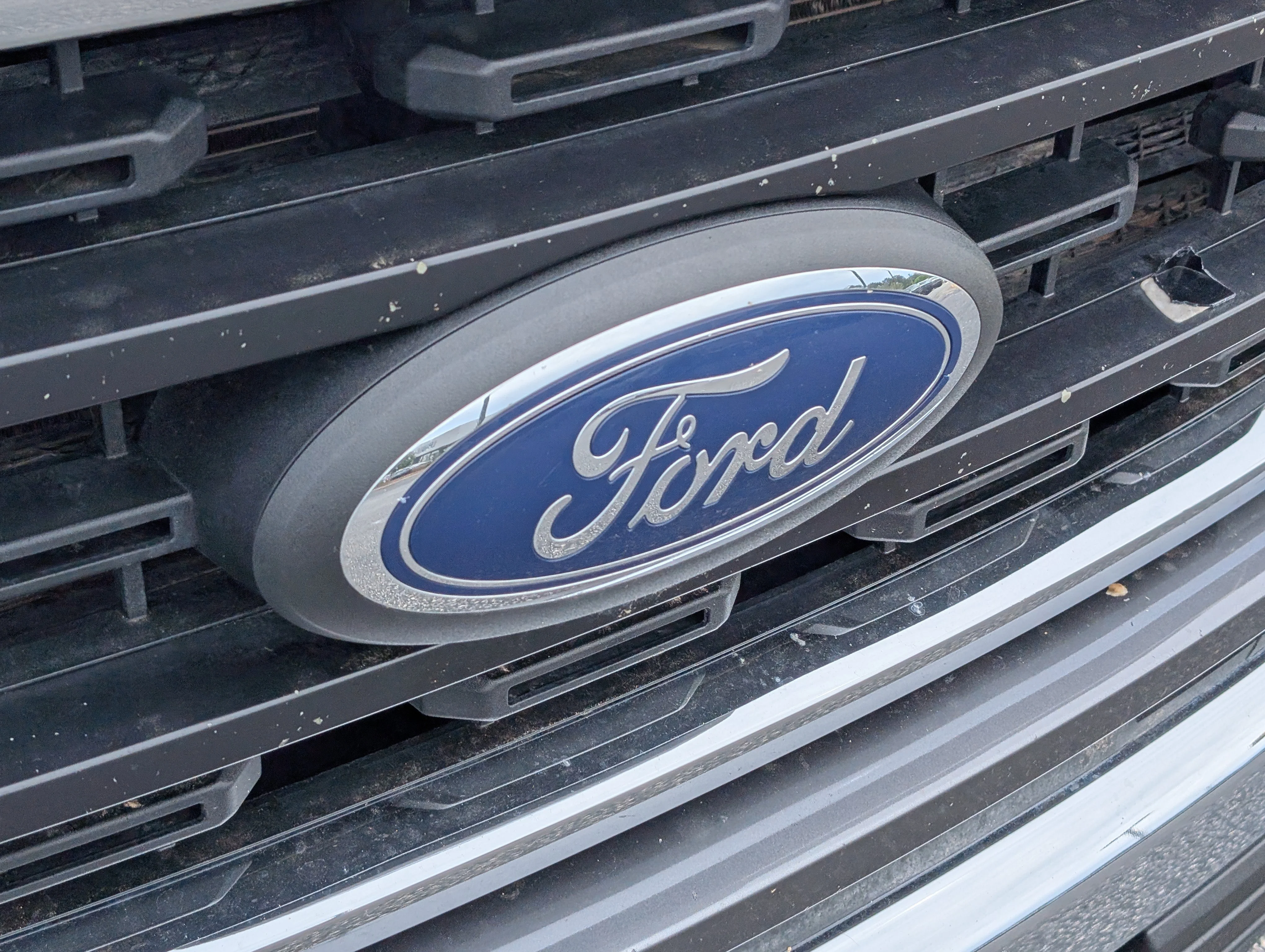 Used 2023 Gray Metallic Ford XLT image 6
