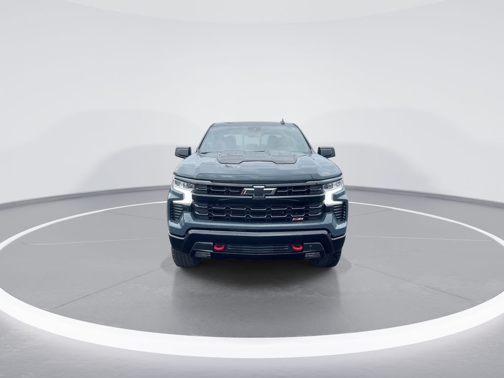 Used 2025 Gray Chevrolet LT Trail Boss image 3
