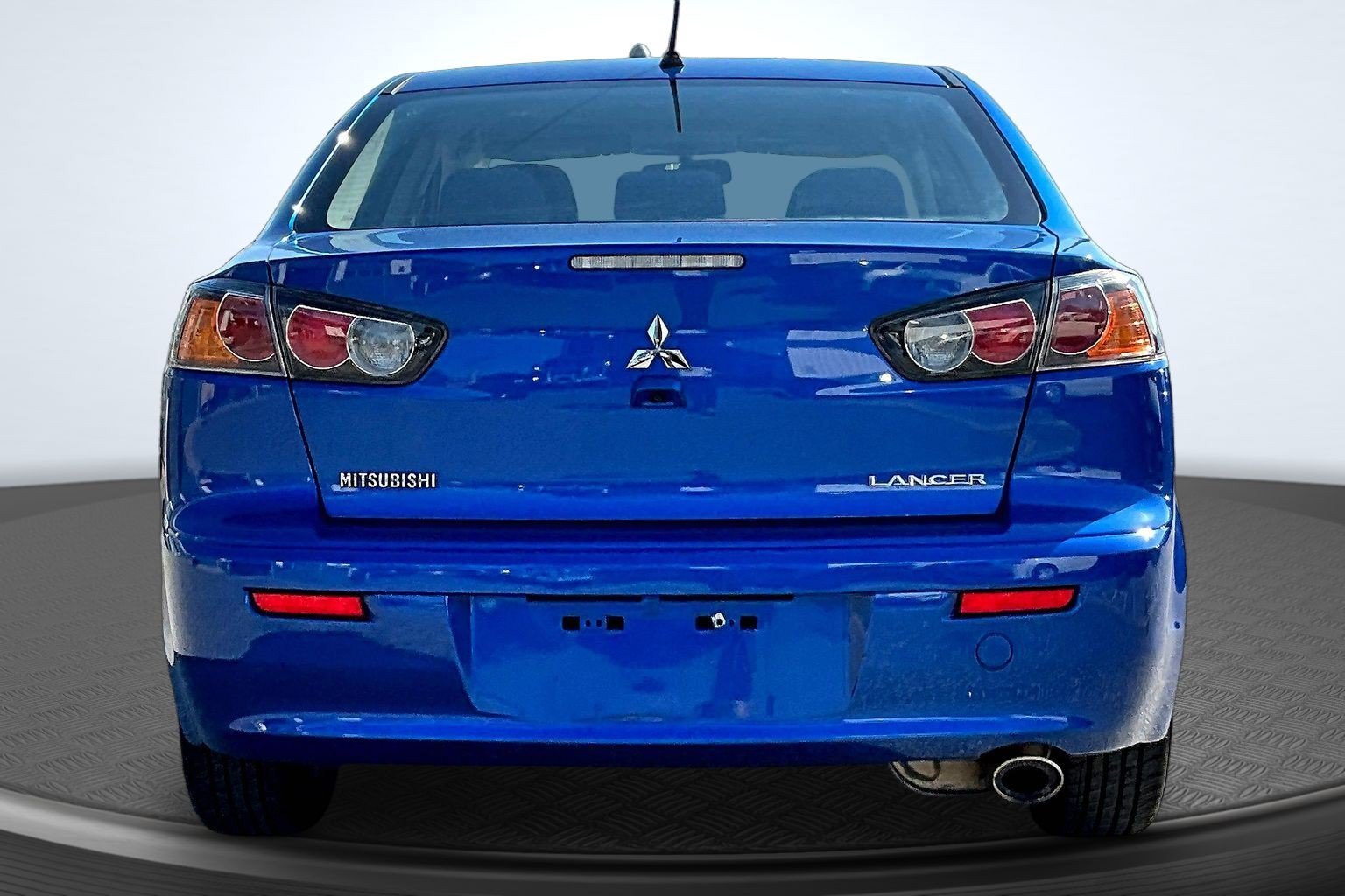 Used 2017 Blue Mitsubishi ES image 4