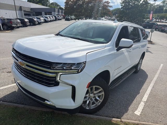 2022 Chevrolet Suburban 4WD 1500 LT's photo