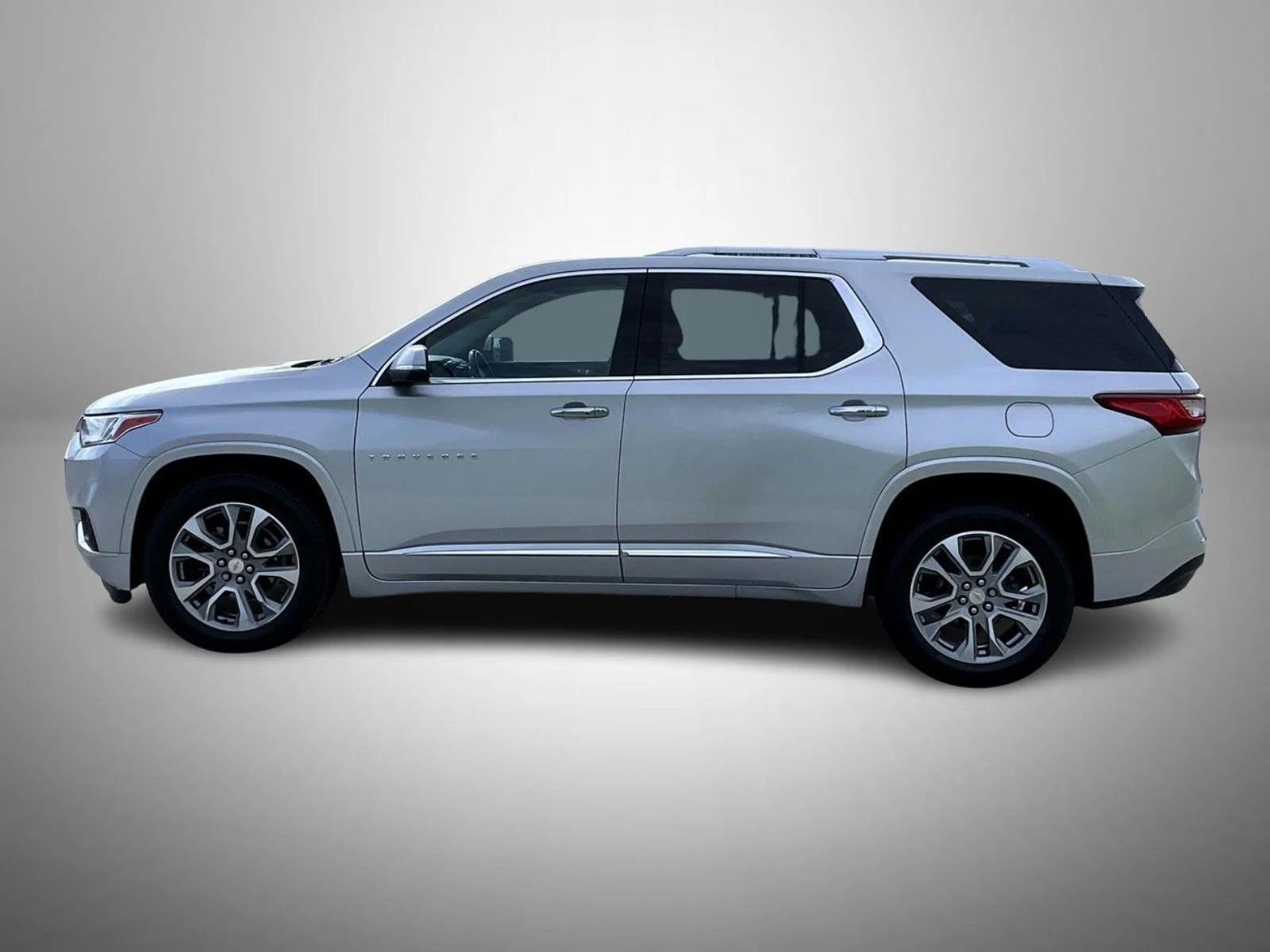 Used 2021 Silver Chevrolet Premier image 8