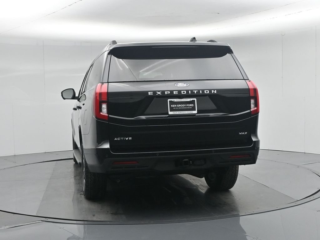 New 2026 Agate Black Metallic Ford Active image 32