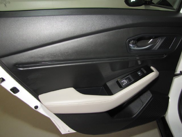 Certified Used 2025 Platinum White Pearl Honda Touring image 44