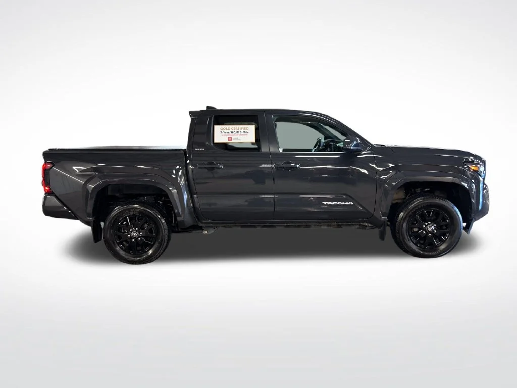 Certified Used 2024  Toyota SR5 image 6