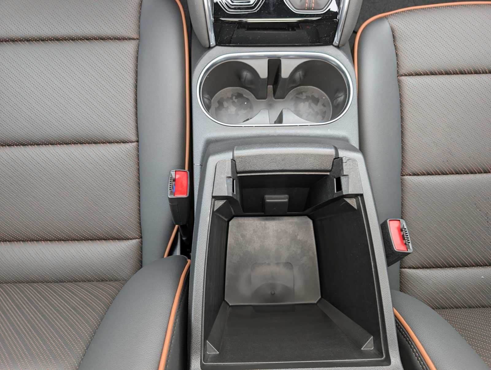 2026 GMC Canyon AT4 - Photo 16