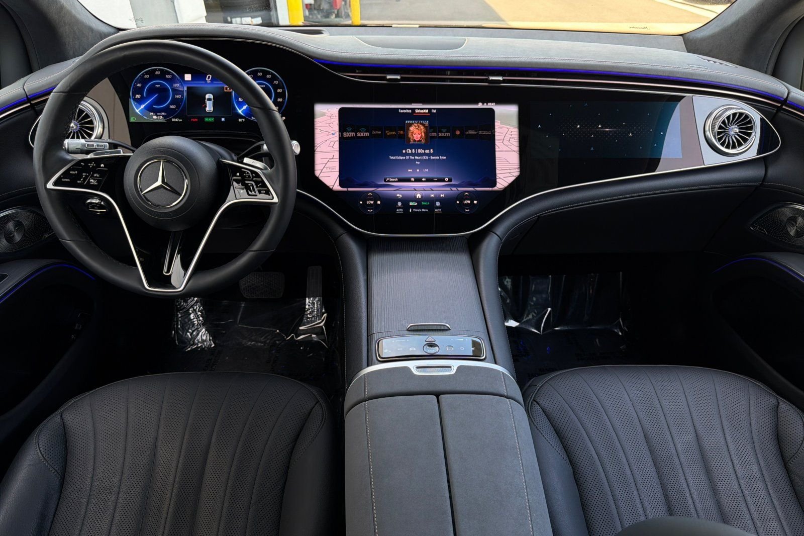 Certified Used 2023 Gray Mercedes-Benz 580 image 3