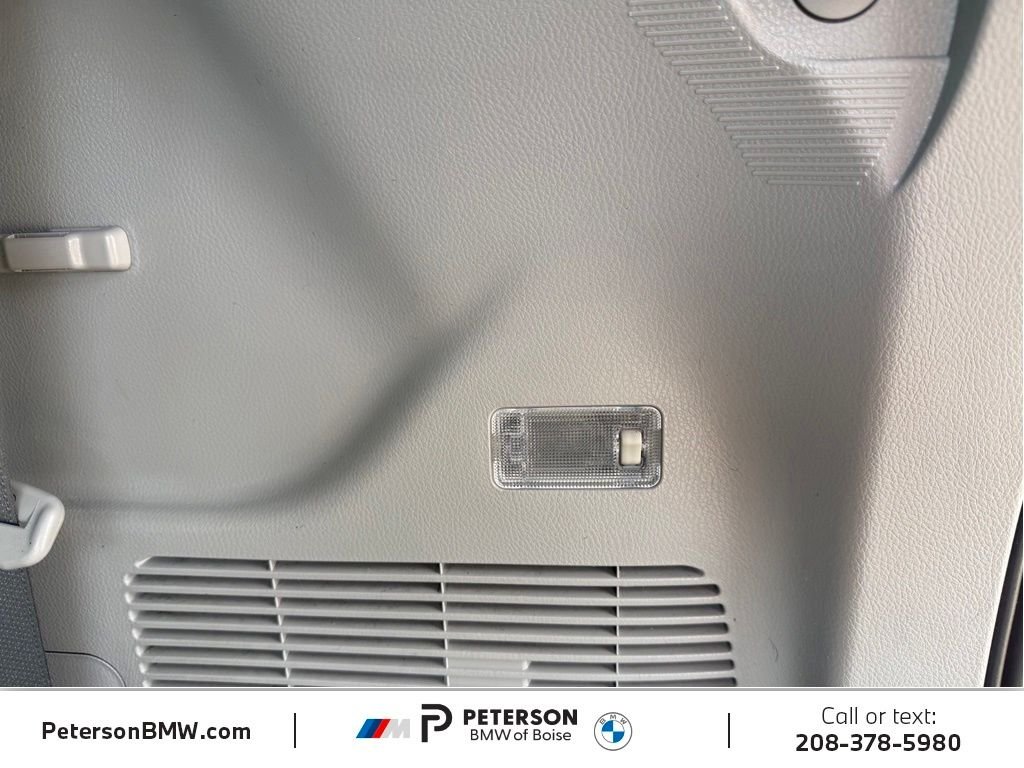 Used 2019 Green Toyota XLE image 11