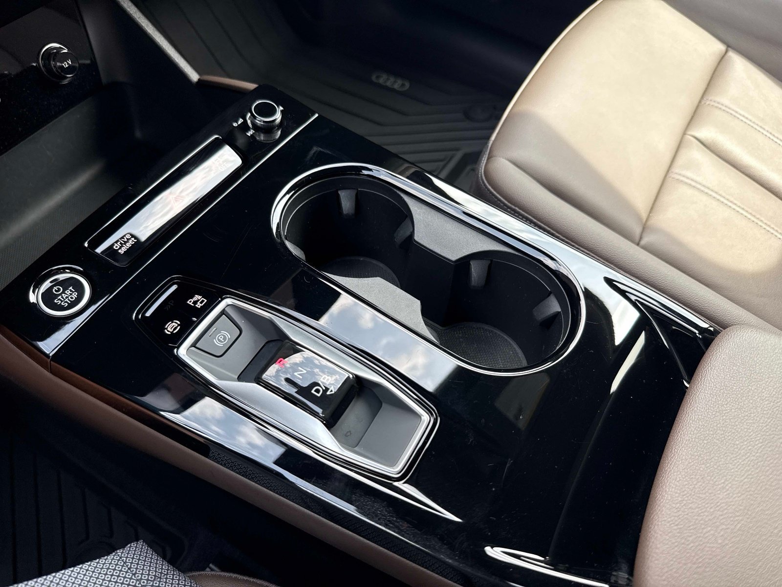 Used 2025 Magnet Gray Audi Premium image 25