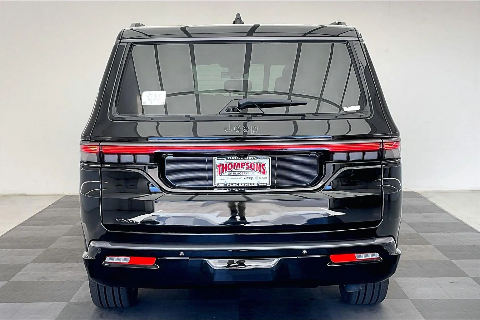New 2026 High Gloss Black Jeep Summit Reserve image 3