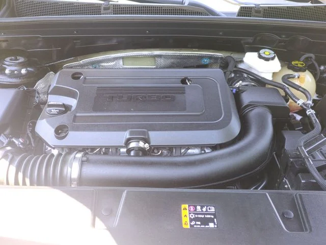 Used 2025 Black Buick Avenir image 25