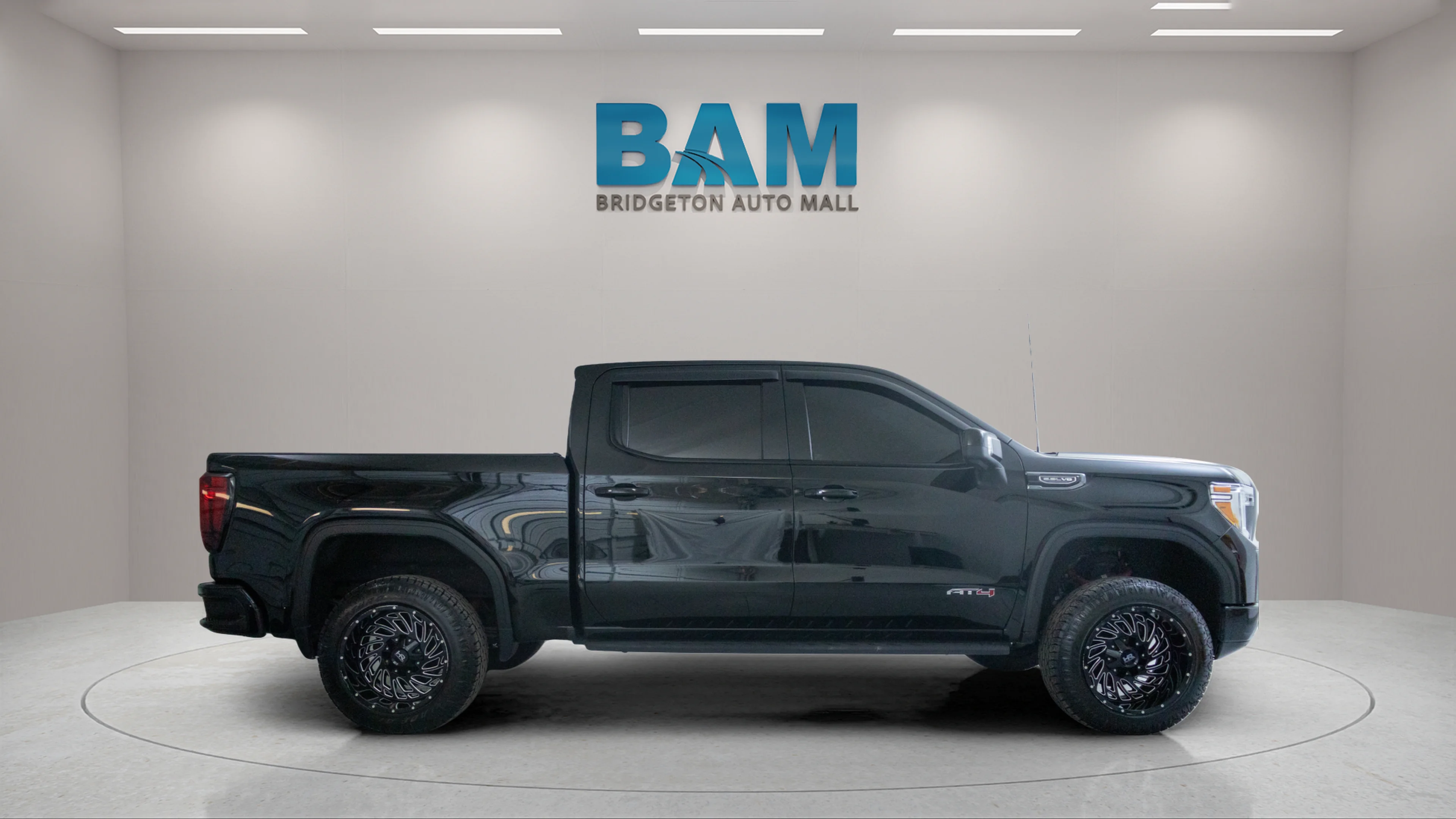 Used 2021 Onyx Black GMC AT4 image 8