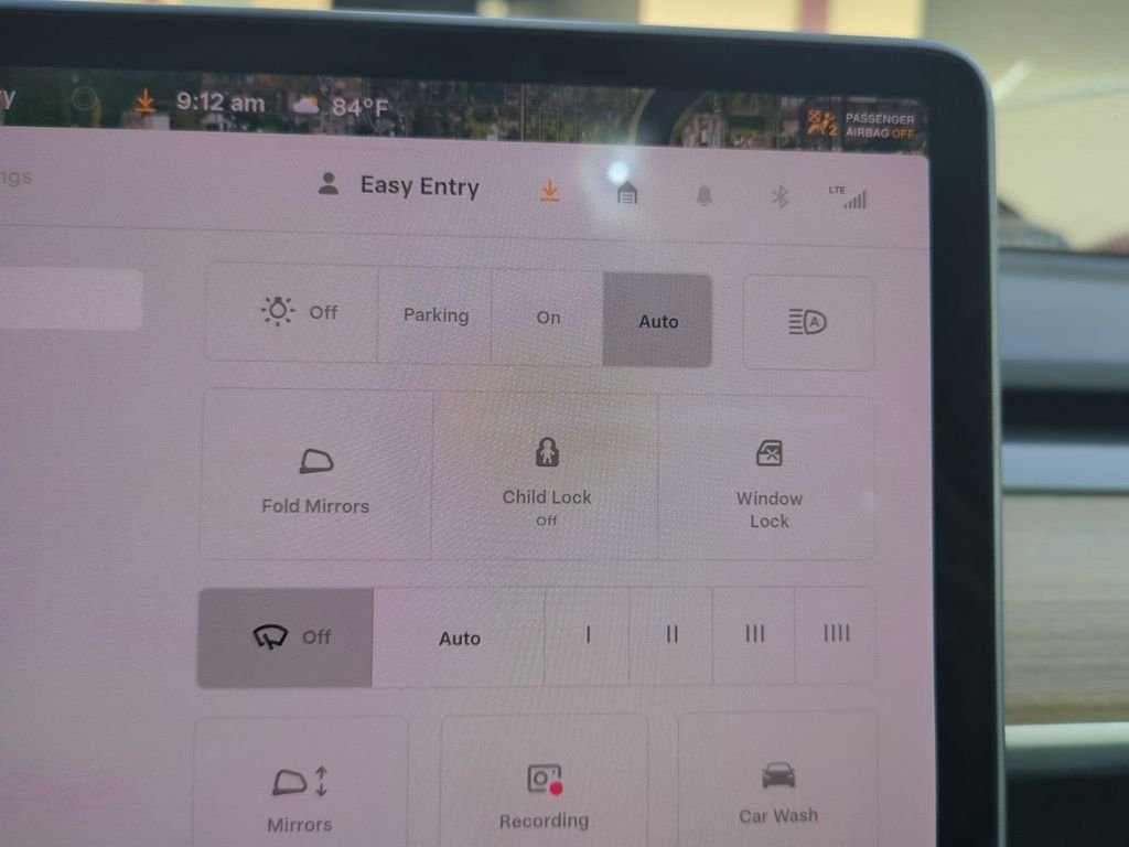 2021 Tesla Model Y Long Range - Photo 29