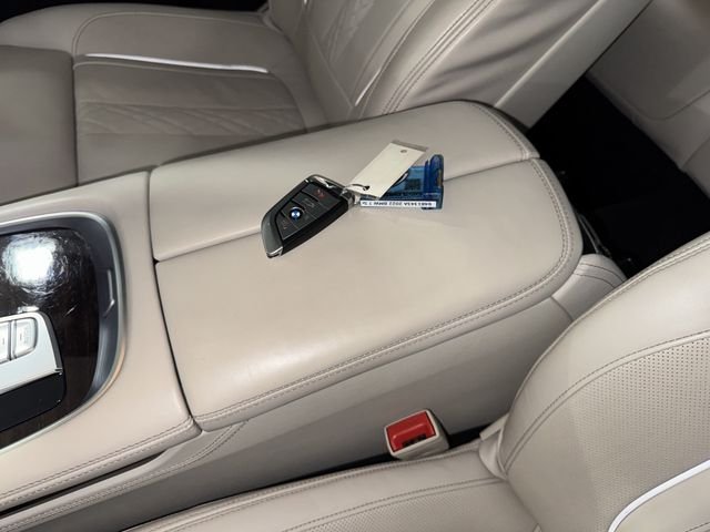 Certified Used 2022 Mineral White Metallic BMW 740i image 34