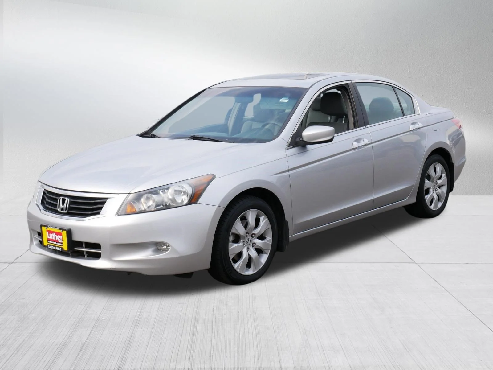 Used 2008 Alabaster Silver Metallic Honda EX-L image 3
