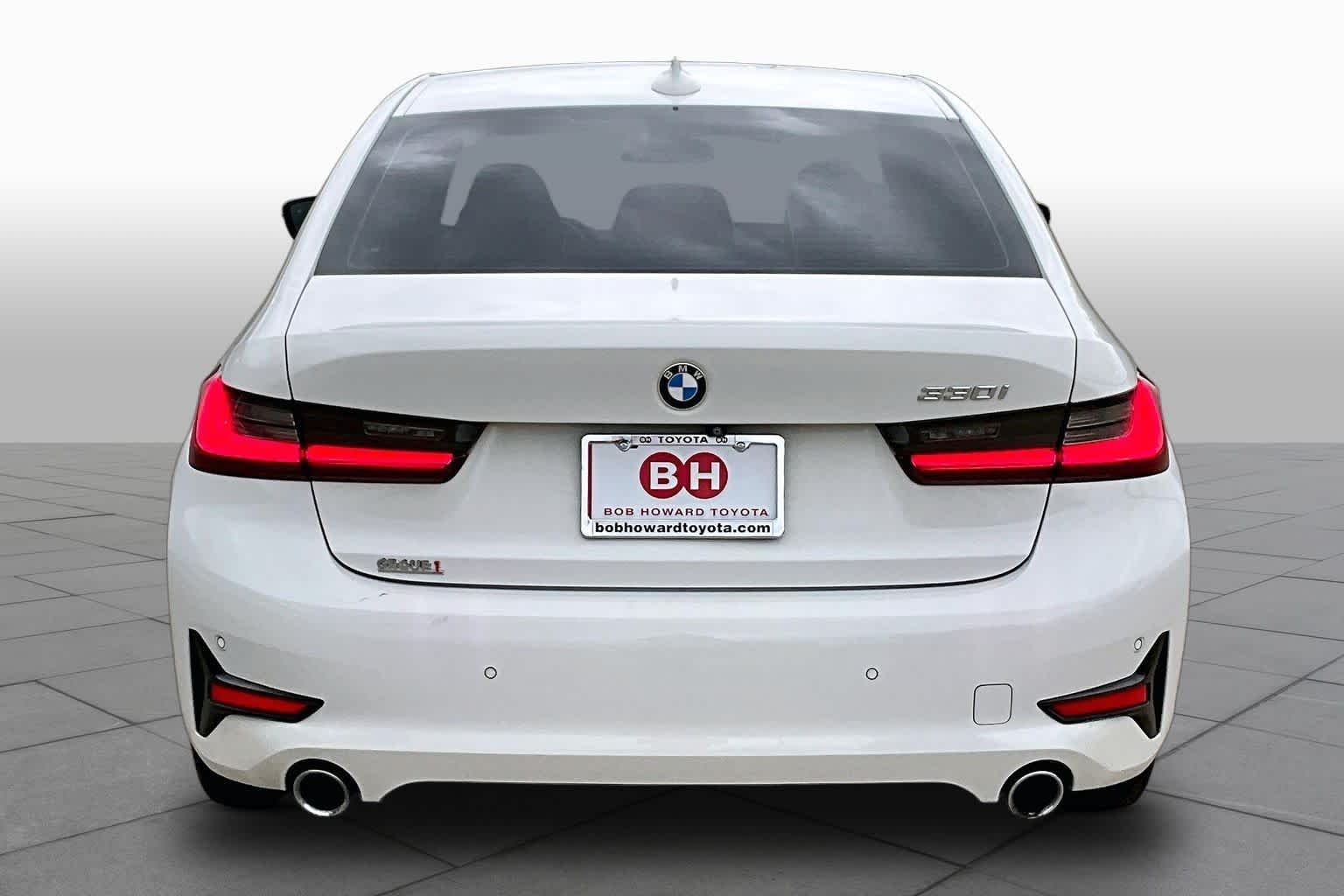 Used 2020 Alpine White BMW 330i image 5