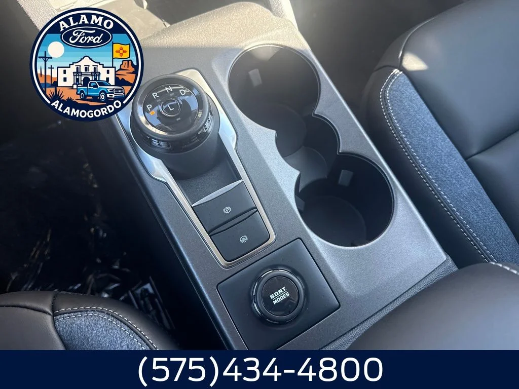 New 2025 Shadow Black Ford Outer Banks® image 10