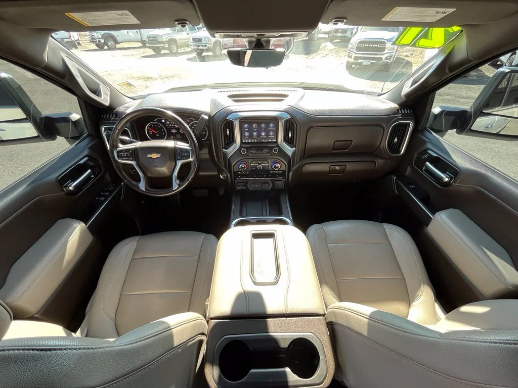 Used 2021 IRIDESCENT PEARL TRICOAT Chevrolet LTZ image 13