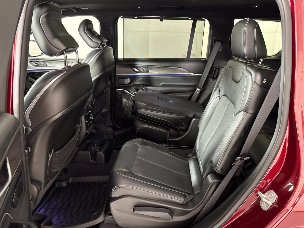 Used 2023 Red Jeep Overland image 30