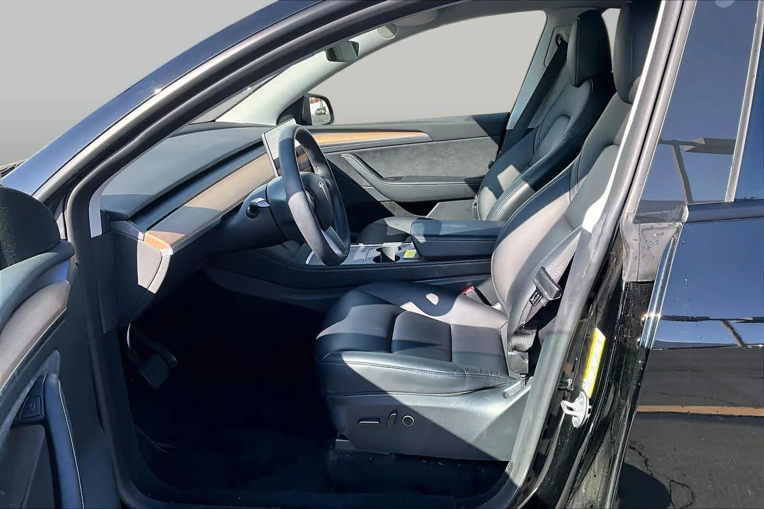 Pre-Owned 2023 Tesla Model Y
