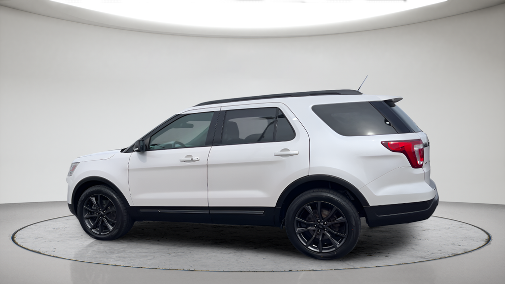 Used 2018 White Ford XLT image 10