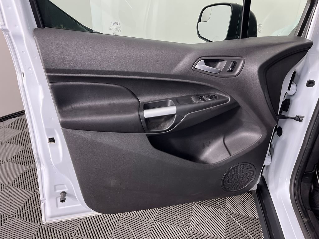 Used 2014 White Ford XLT image 9