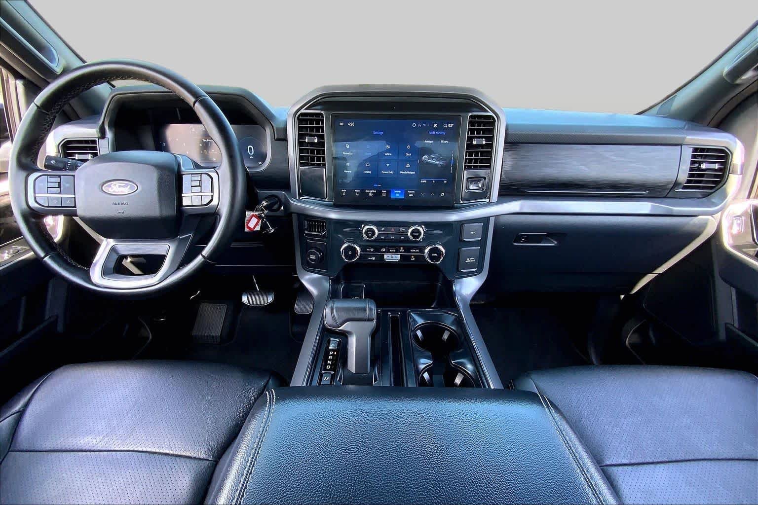 Used 2025 Iconic Silver Ford XLT image 15