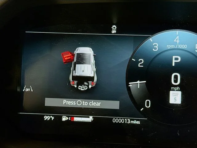 New 2026 Sargasso Blue Land Rover  OCTA image 13