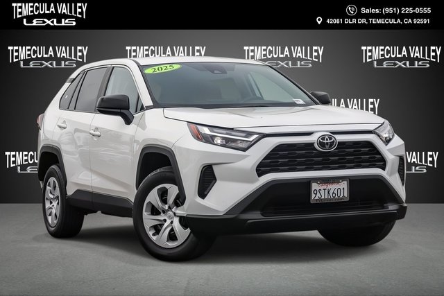 2025 Toyota RAV4 LE