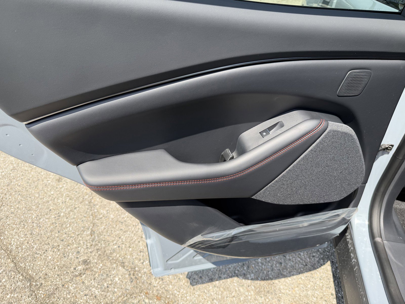 New 2026 Glacier Gray Metallic Tri-coat Ford Premium image 17