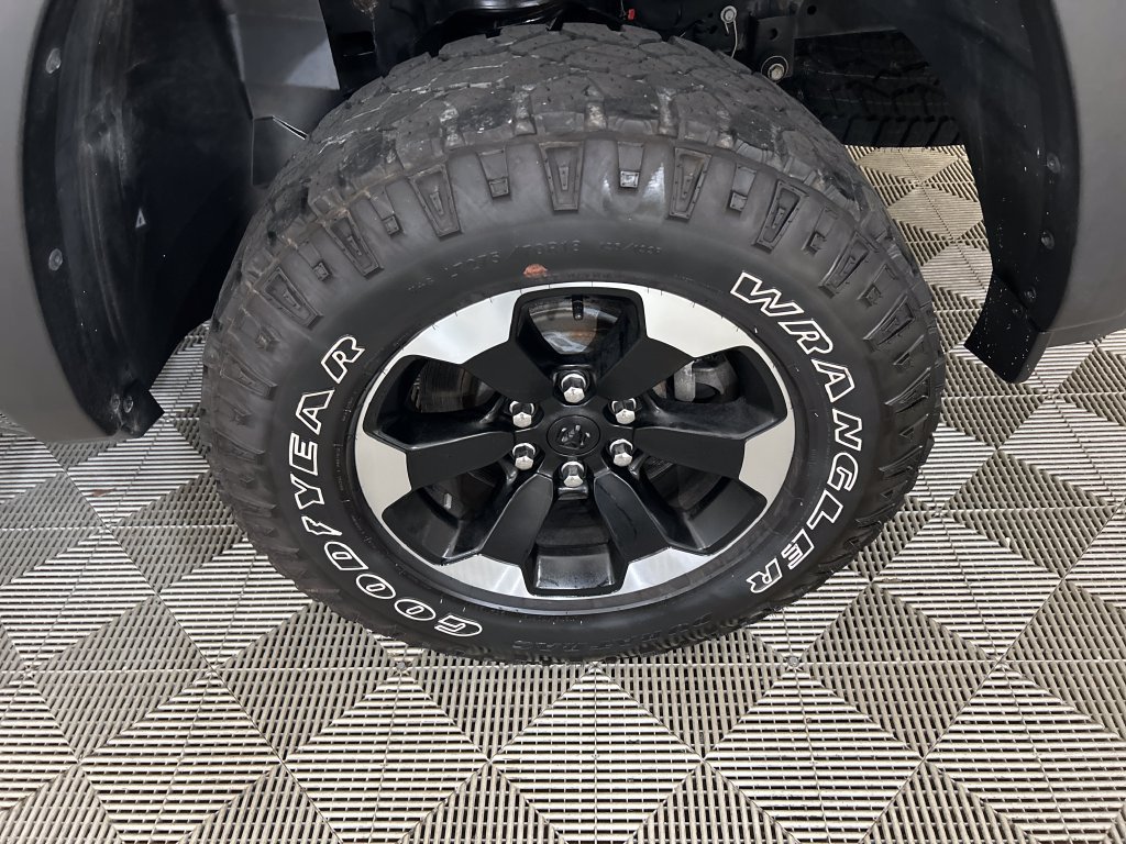 Used 2022 White Ram Rebel image 11