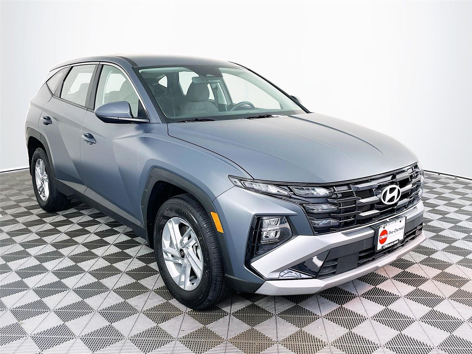 Certified Used 2025 Ecotronic Gray Matte Hyundai SE image 1