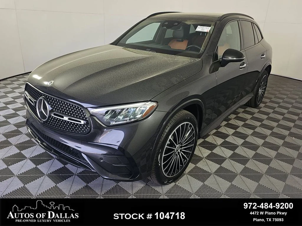 Used 2024 Gray Mercedes-Benz GLC 300 image 1