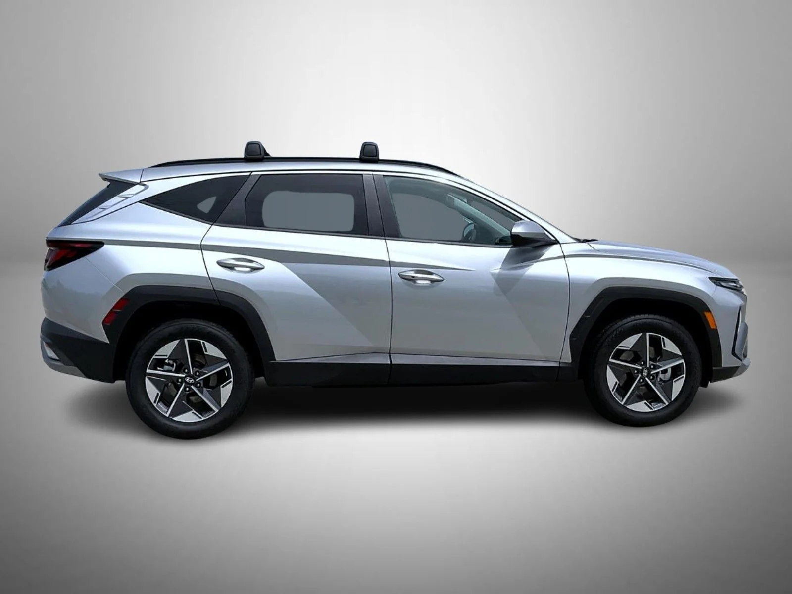 Certified Used 2026 Silver Hyundai SEL image 4