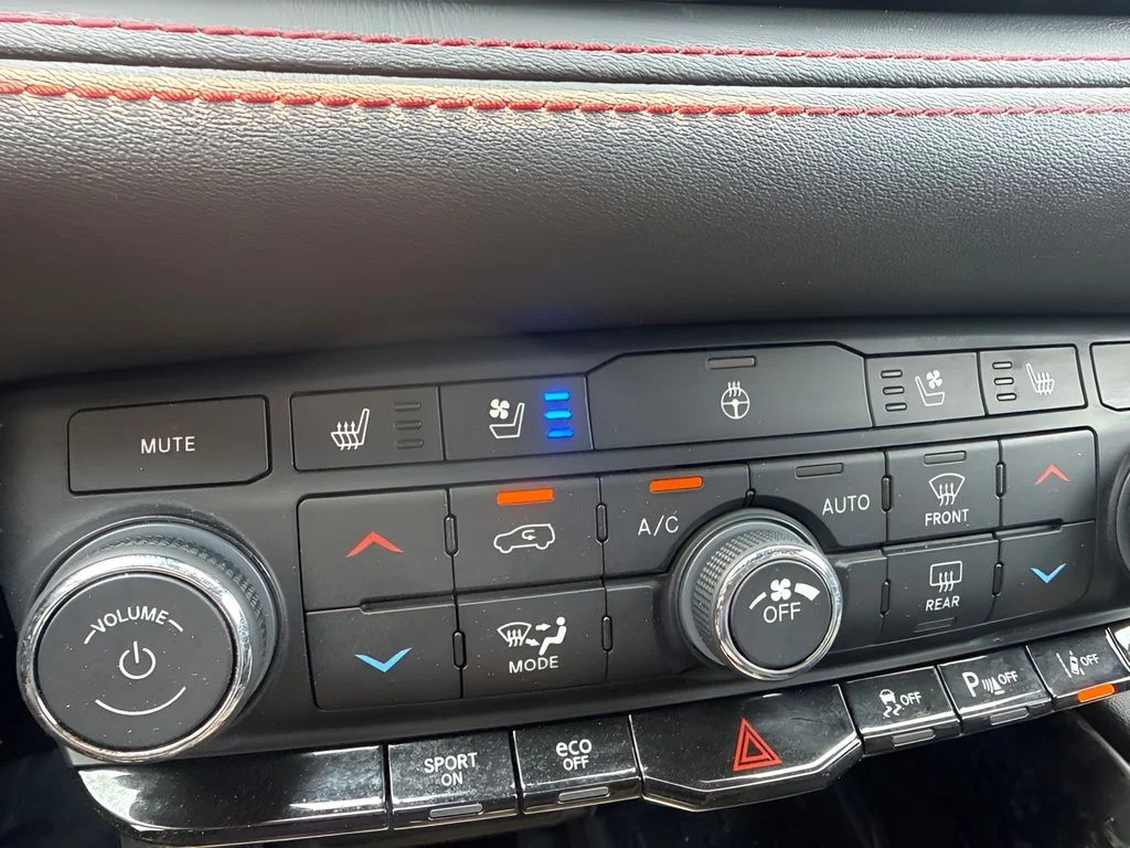 Used 2025 Gray Dodge R/T Premium image 13