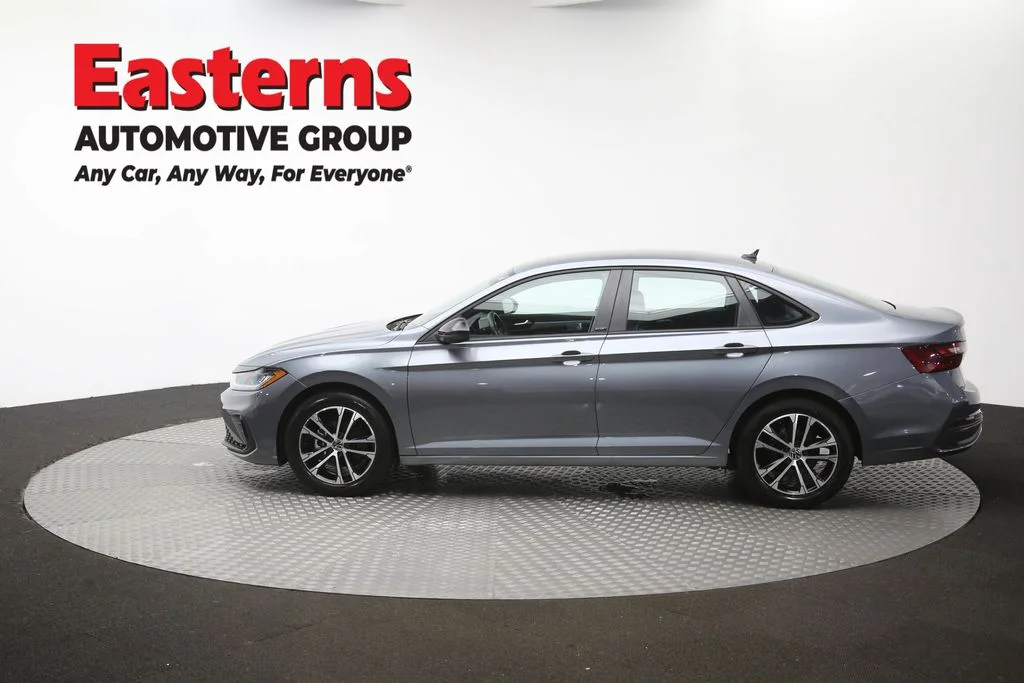 Used 2025 Gray Volkswagen 1.5T Sport image 60