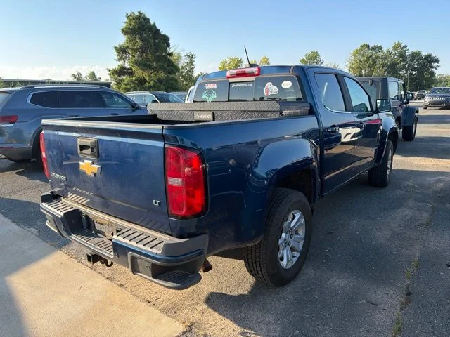 Used 2019 Blue Chevrolet LT image 5