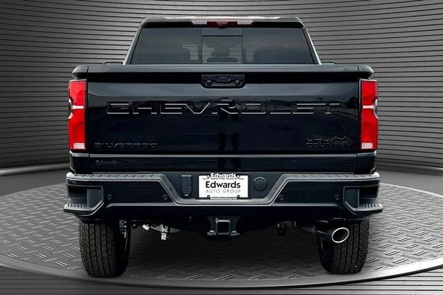 2026 Chevrolet Silverado 2500 HD High Country - Photo 4