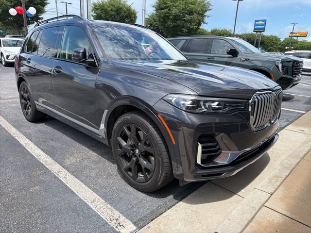 2021 BMW X7 xDrive40i's photo