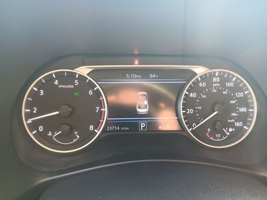 Used 2025 Gray Nissan SV image 10