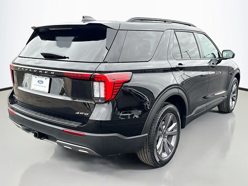 New 2026 Agate Black Metallic Ford Active image 12