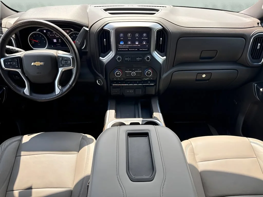 Used 2020 IRIDESCENT PEARL TRICOAT Chevrolet LTZ image 15