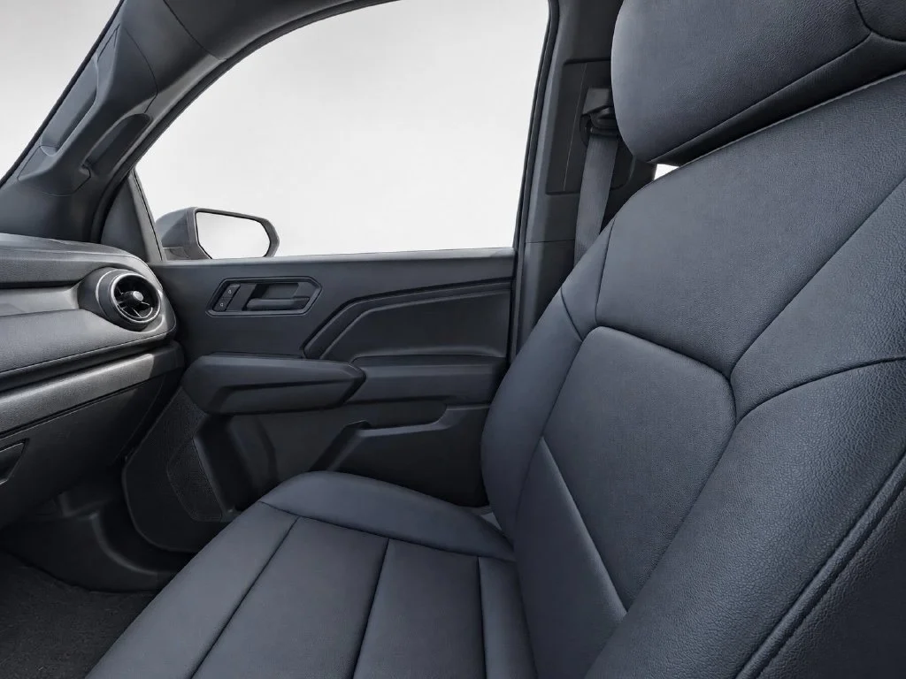 Used 2026 Gray Chevrolet Trail Boss image 23
