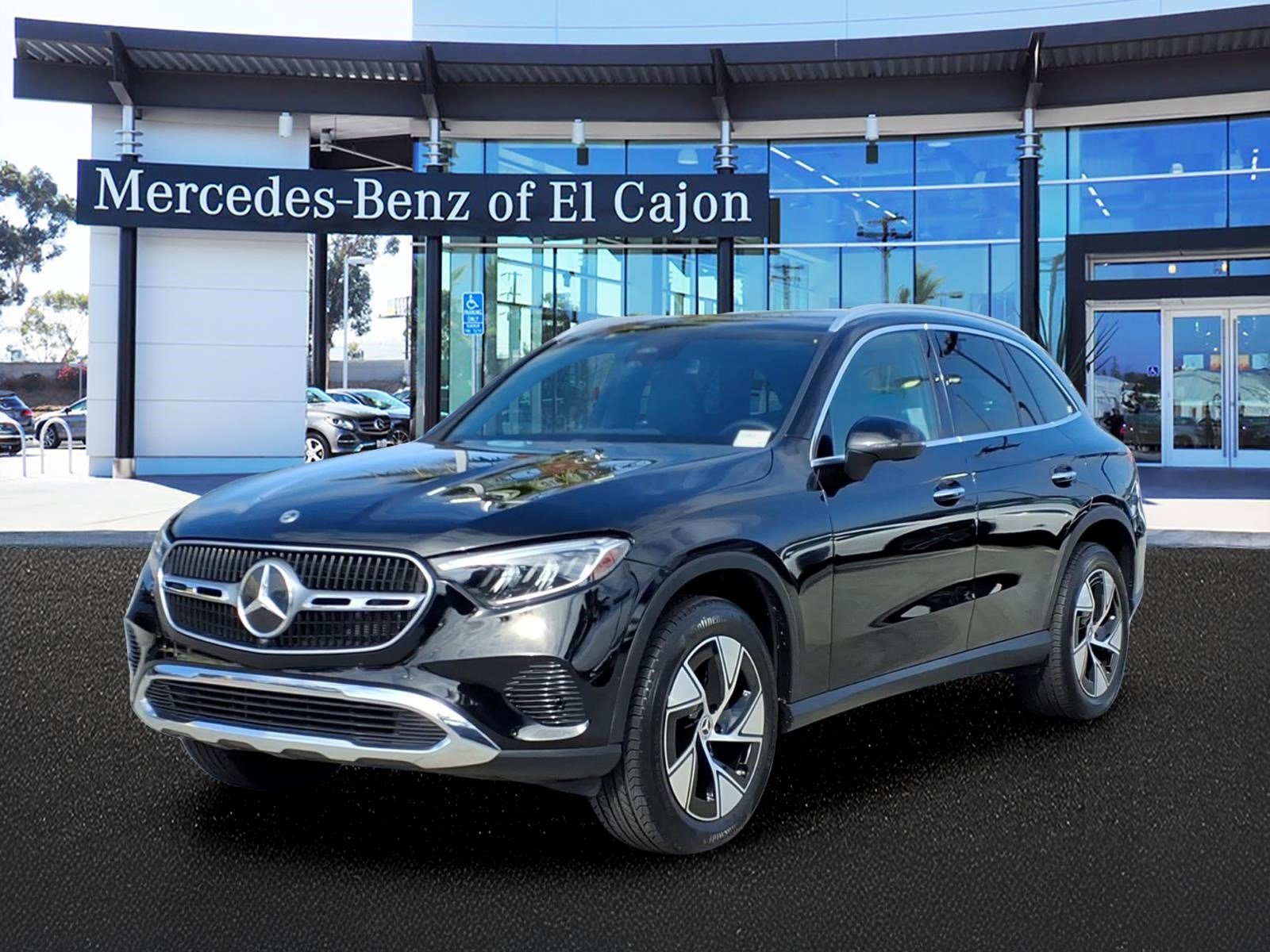 2023 Mercedes-Benz GLC GLC 300's photo