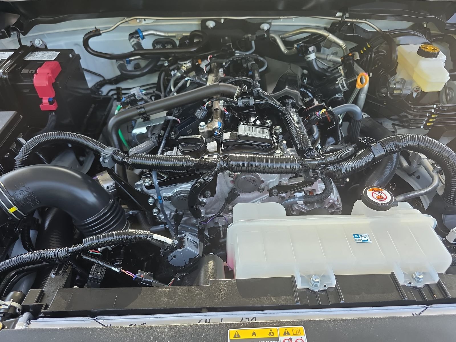 2025 Toyota Tacoma SR5 - Photo 29