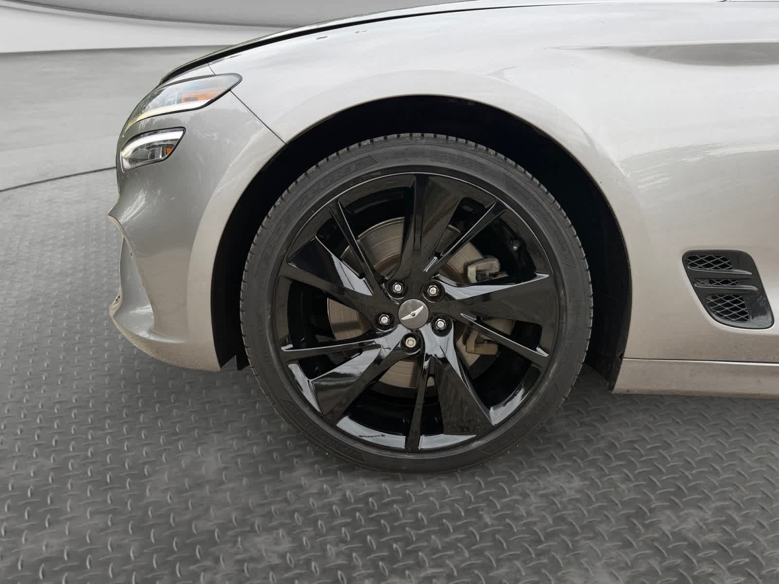 Used 2022 Savile Silver Genesis 3.3T image 9