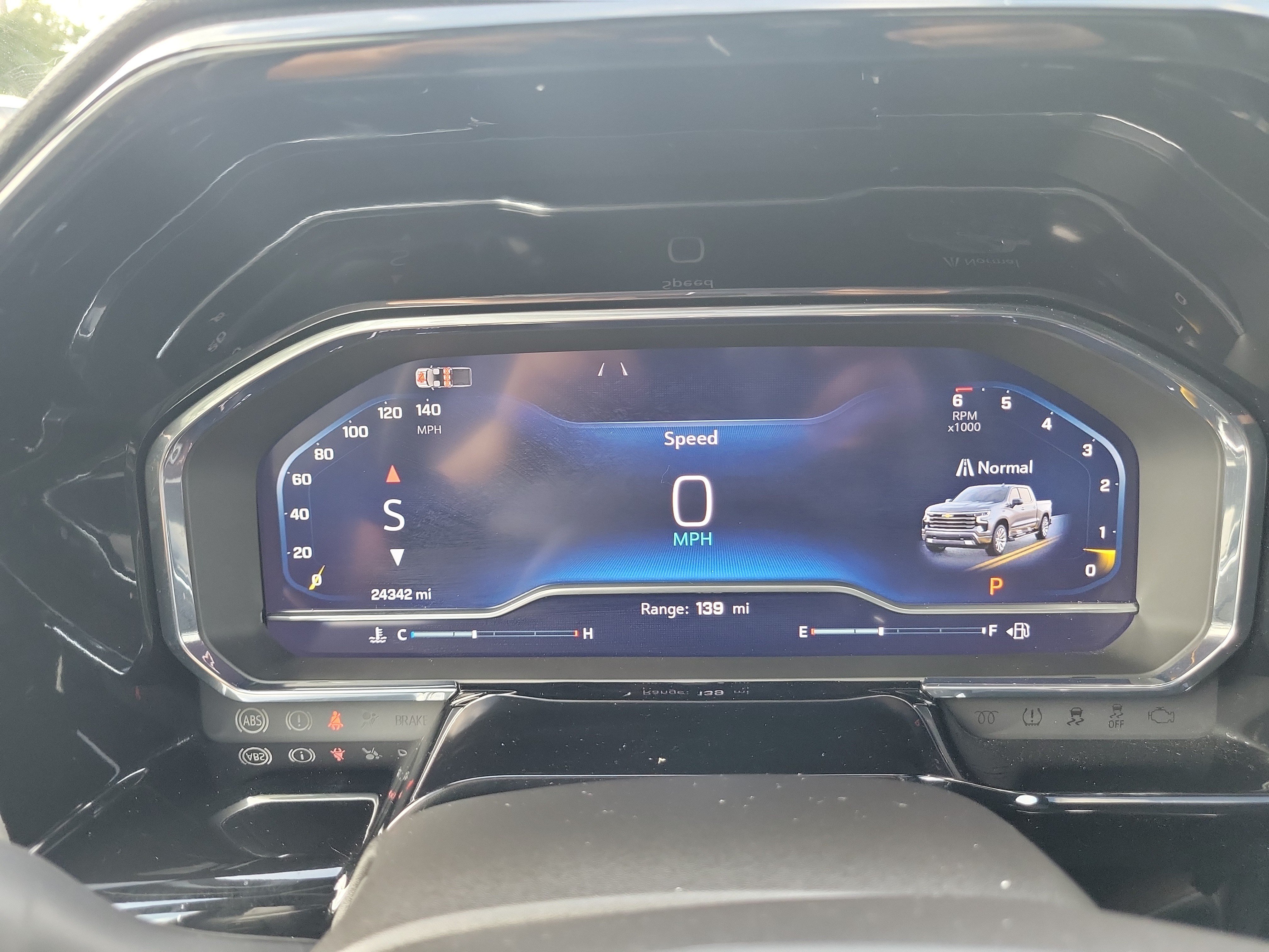 Used 2025 Black Chevrolet High Country image 34
