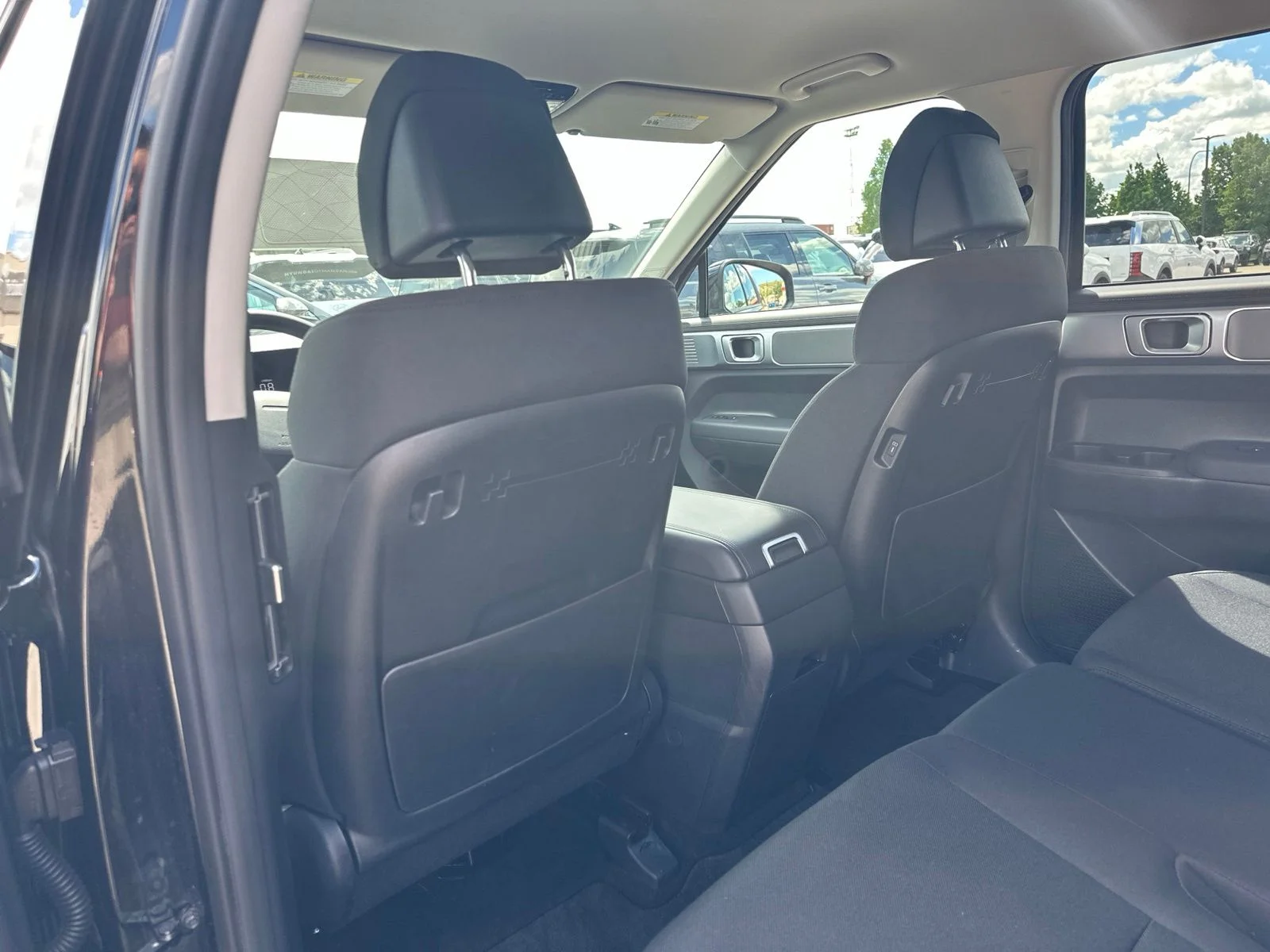 Used 2025 Black Hyundai SE image 16