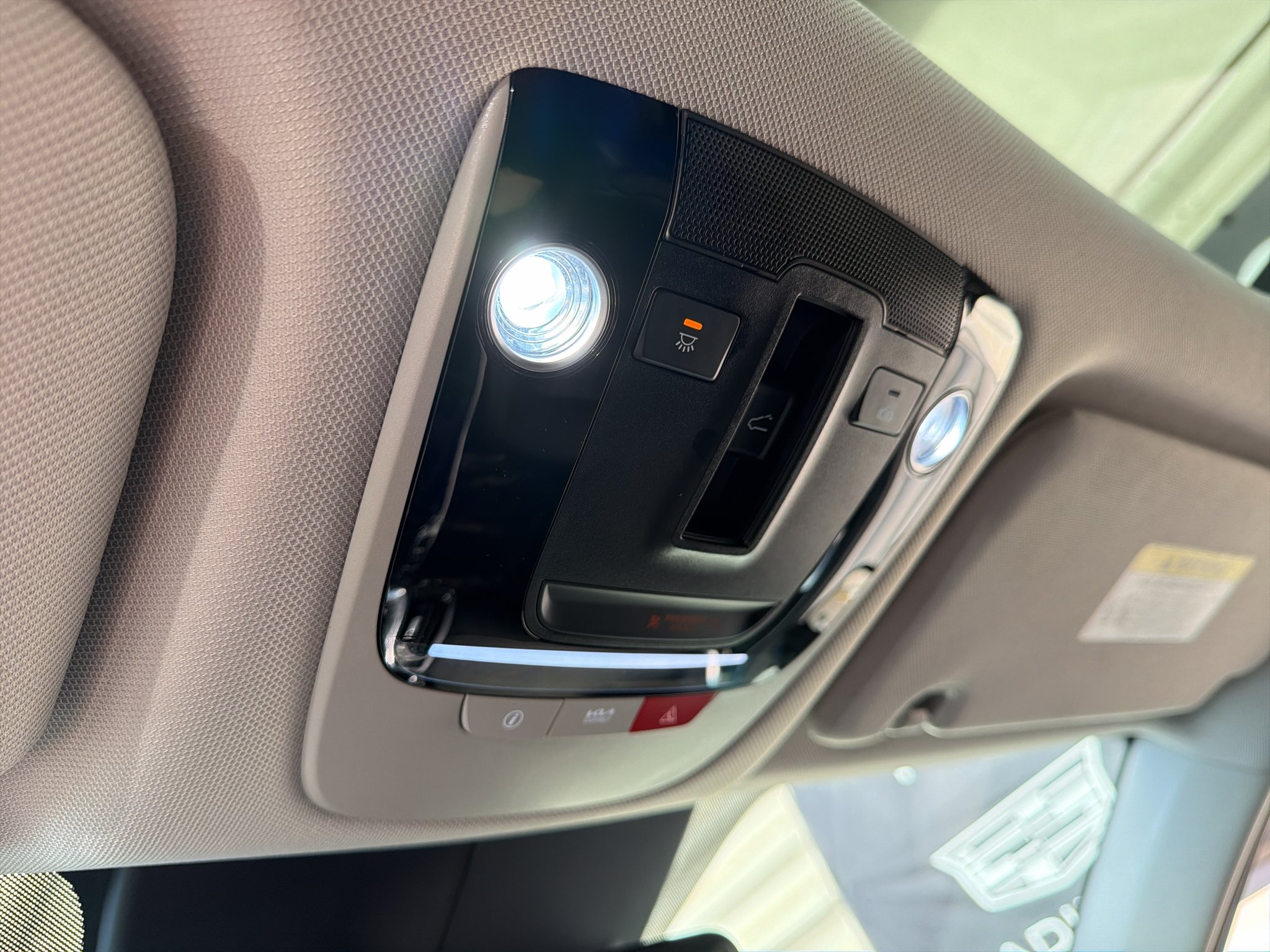 Certified Used 2023 Wolf Gray Kia SX image 29