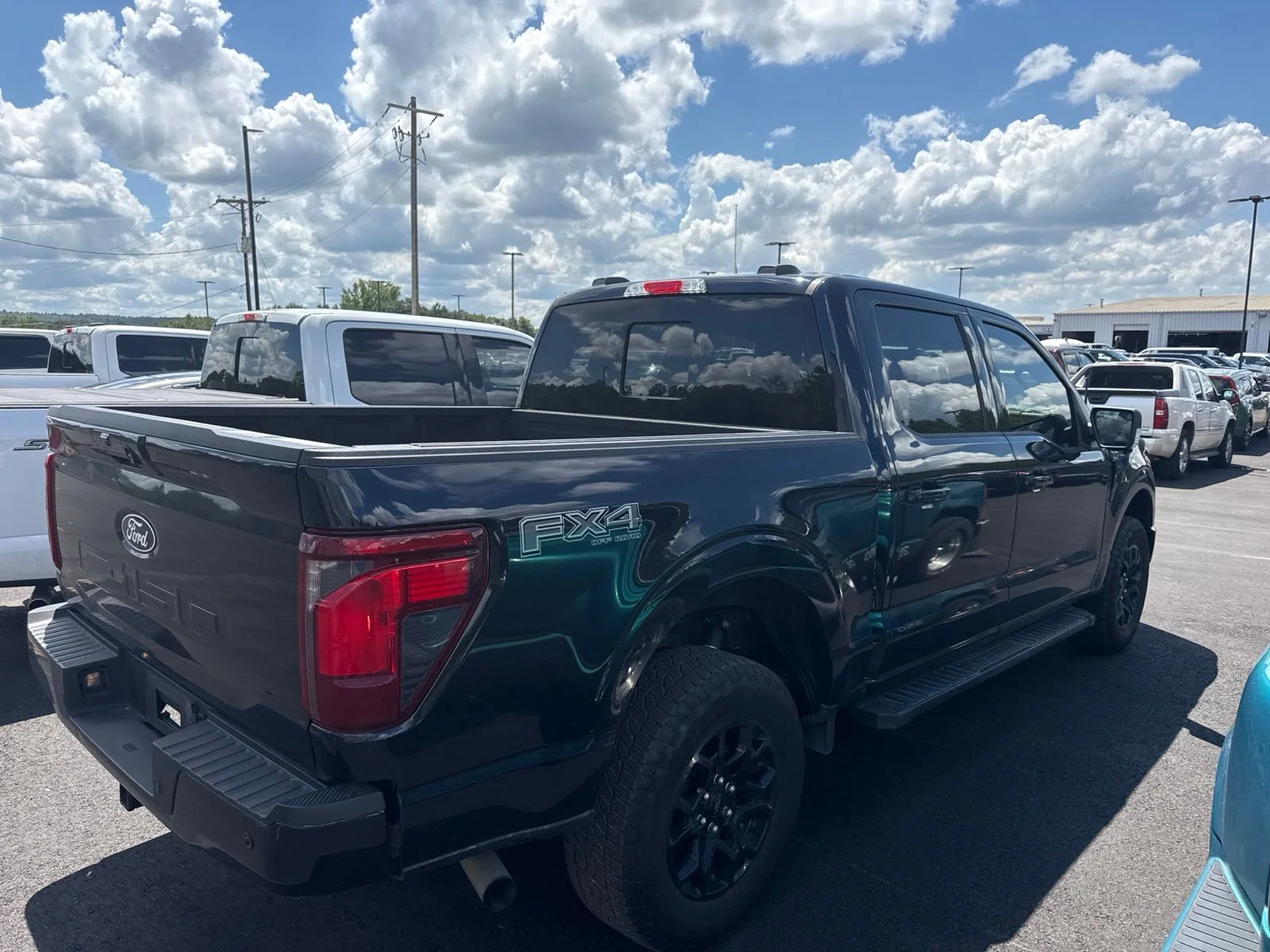 Used 2024 Blue Ford XLT image 3