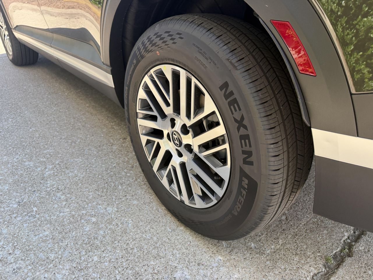 New 2026 Titan Green Hyundai SEL AWD image 14
